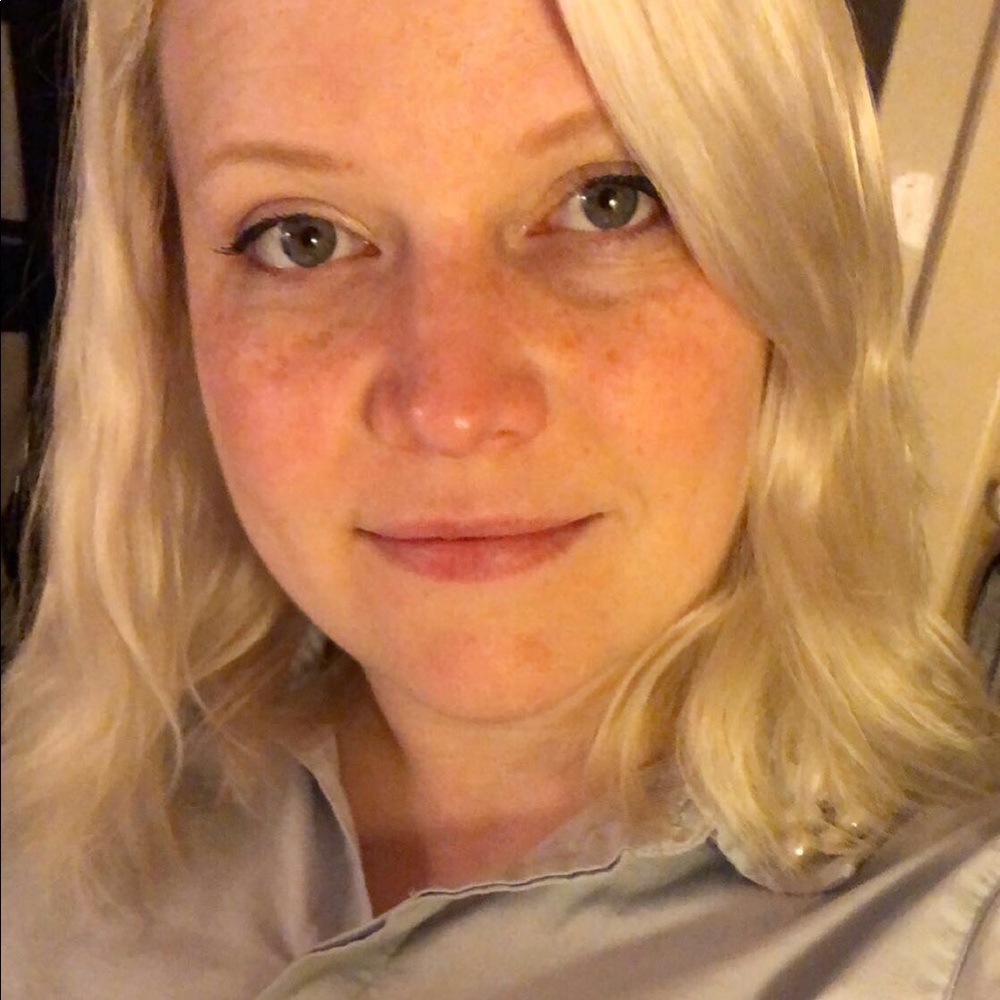 Meet your Posher, Christina